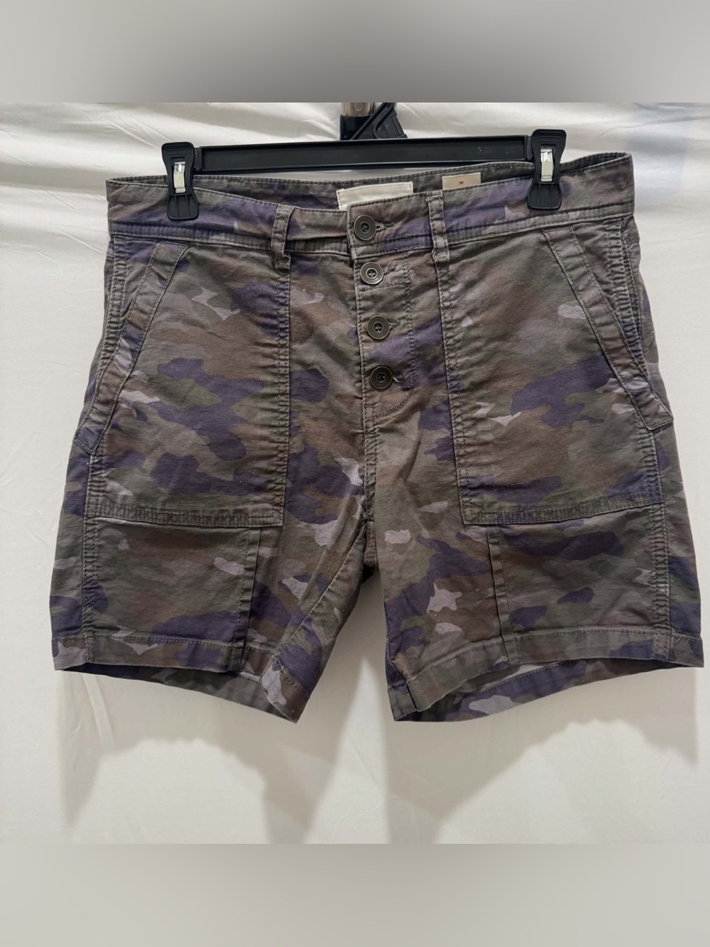Anthropologie Women Camo The Wanderer Button-Front Cargo Shorts Size 29